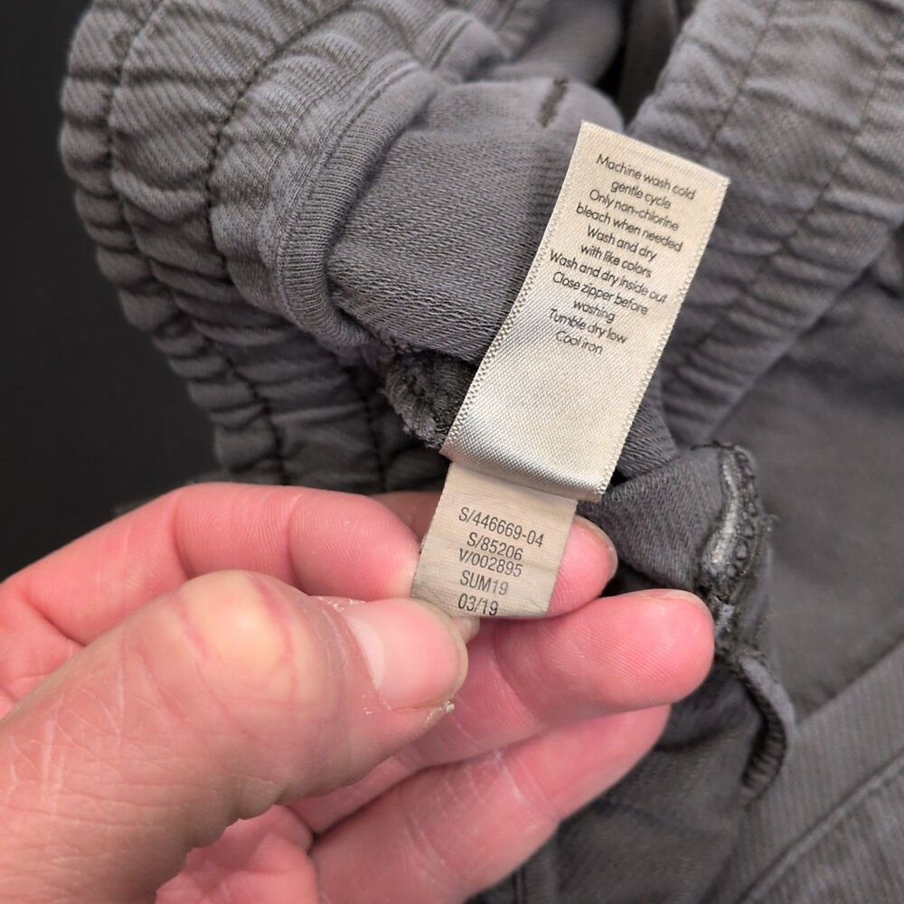 Athleta Terry Sweatshorts Faded Gray Size 4 Women's W/ Pockets - Picture 9 of 10
